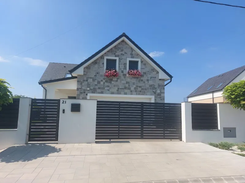 Casia Build Kft - Lapozó 0